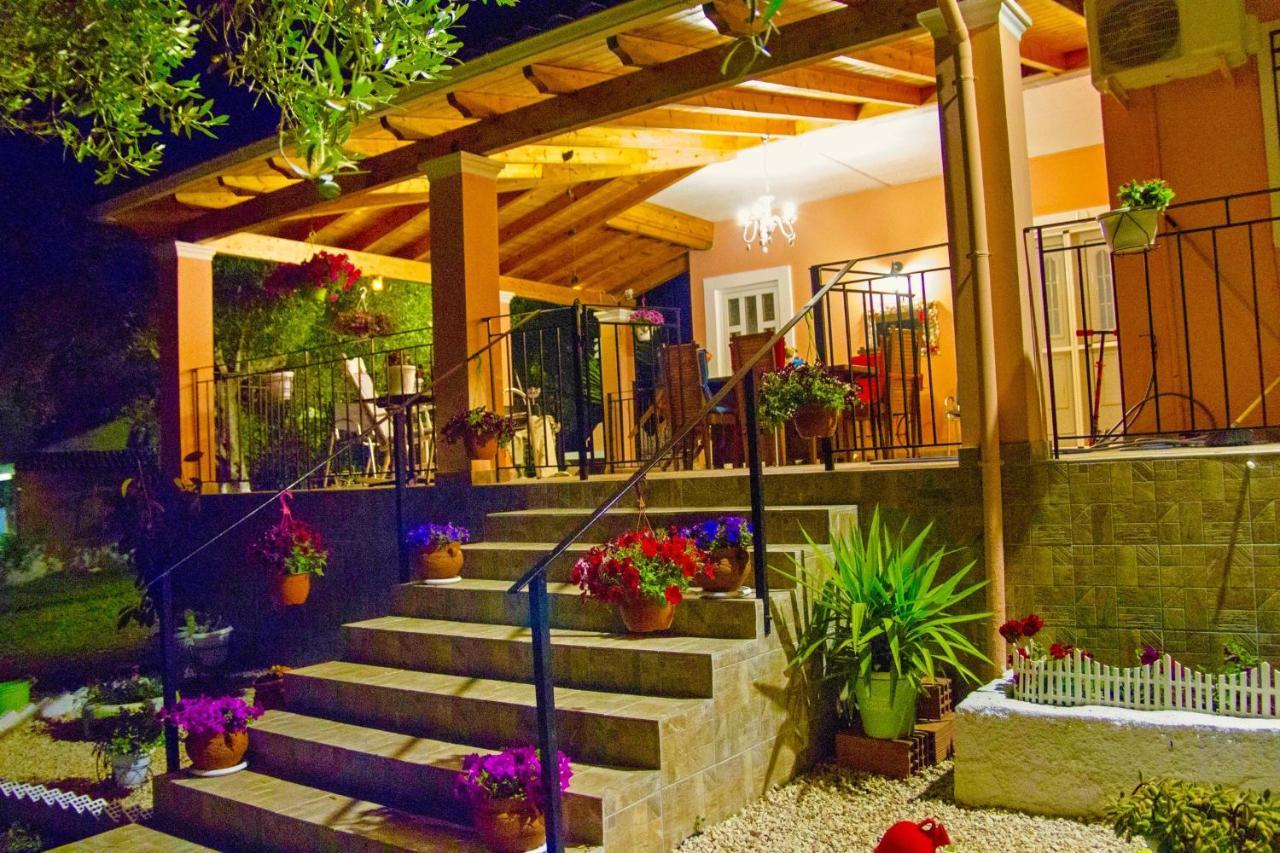 Villazia Countryside Paradise with private pool Episkopiana  Esterno foto