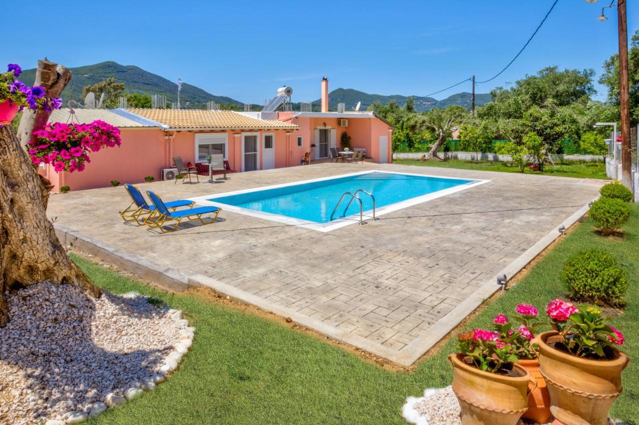 Villazia Countryside Paradise with private pool Episkopiana  Esterno foto